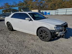 Chrysler 300 2016
