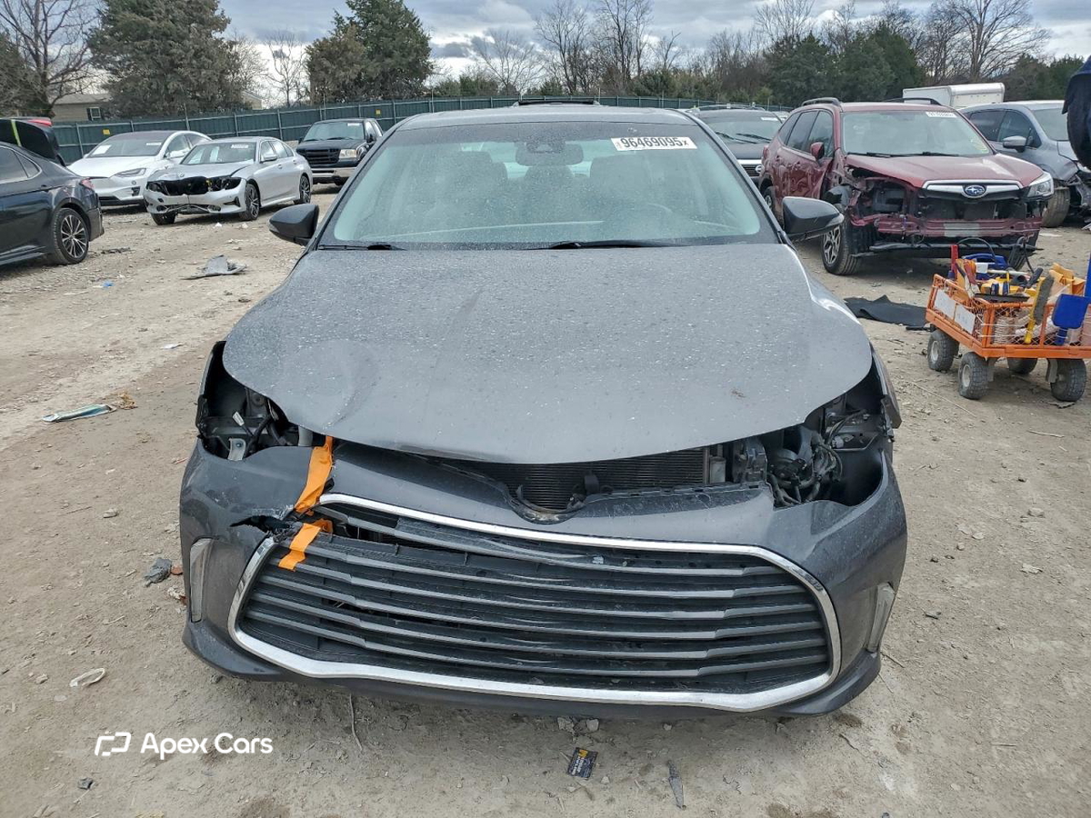 Toyota Avalon 2016