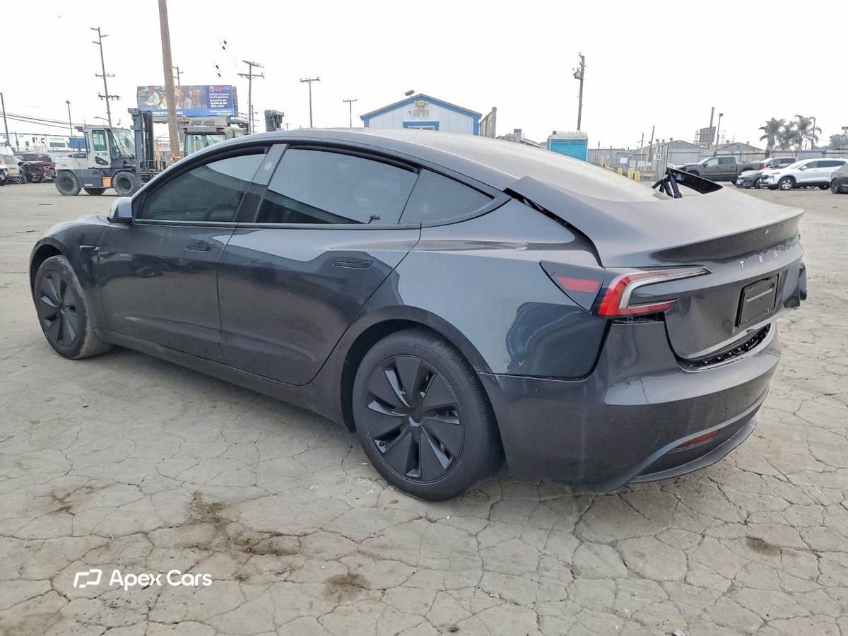 Tesla Model 3 2025