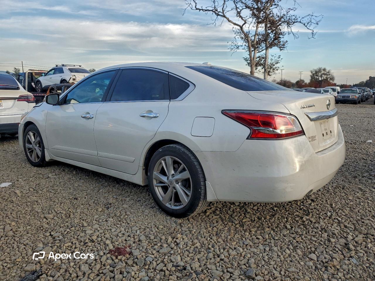 Nissan Altima 2015