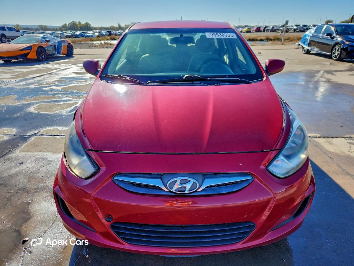 Hyundai Accent 2013