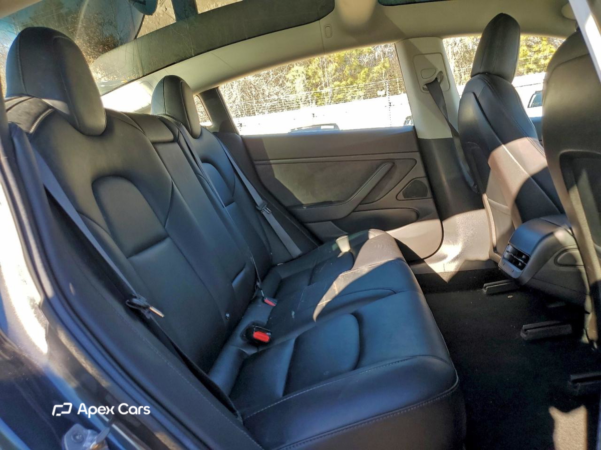 Tesla Model 3 2018