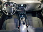 Chrysler 200 2011