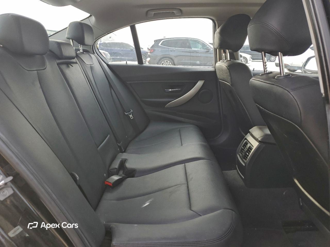 BMW Series 3 2016