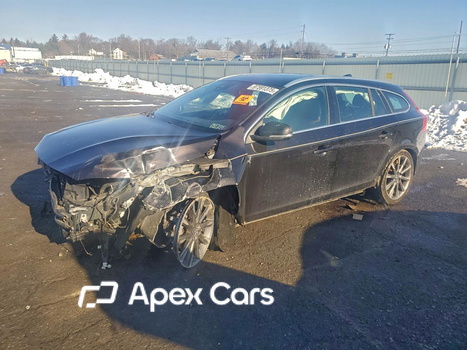 Volvo V60 2015 - Image 1 of 13