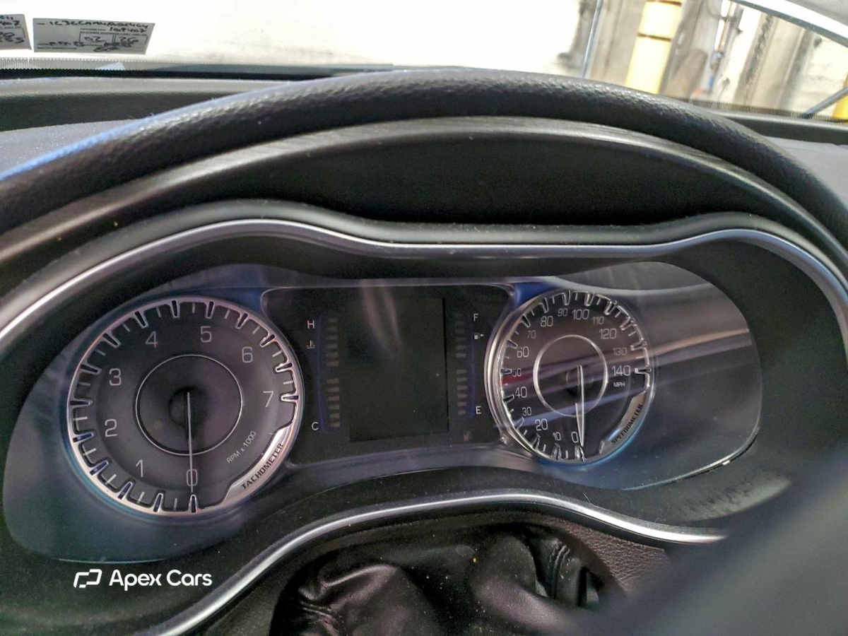 Chrysler 200 2015