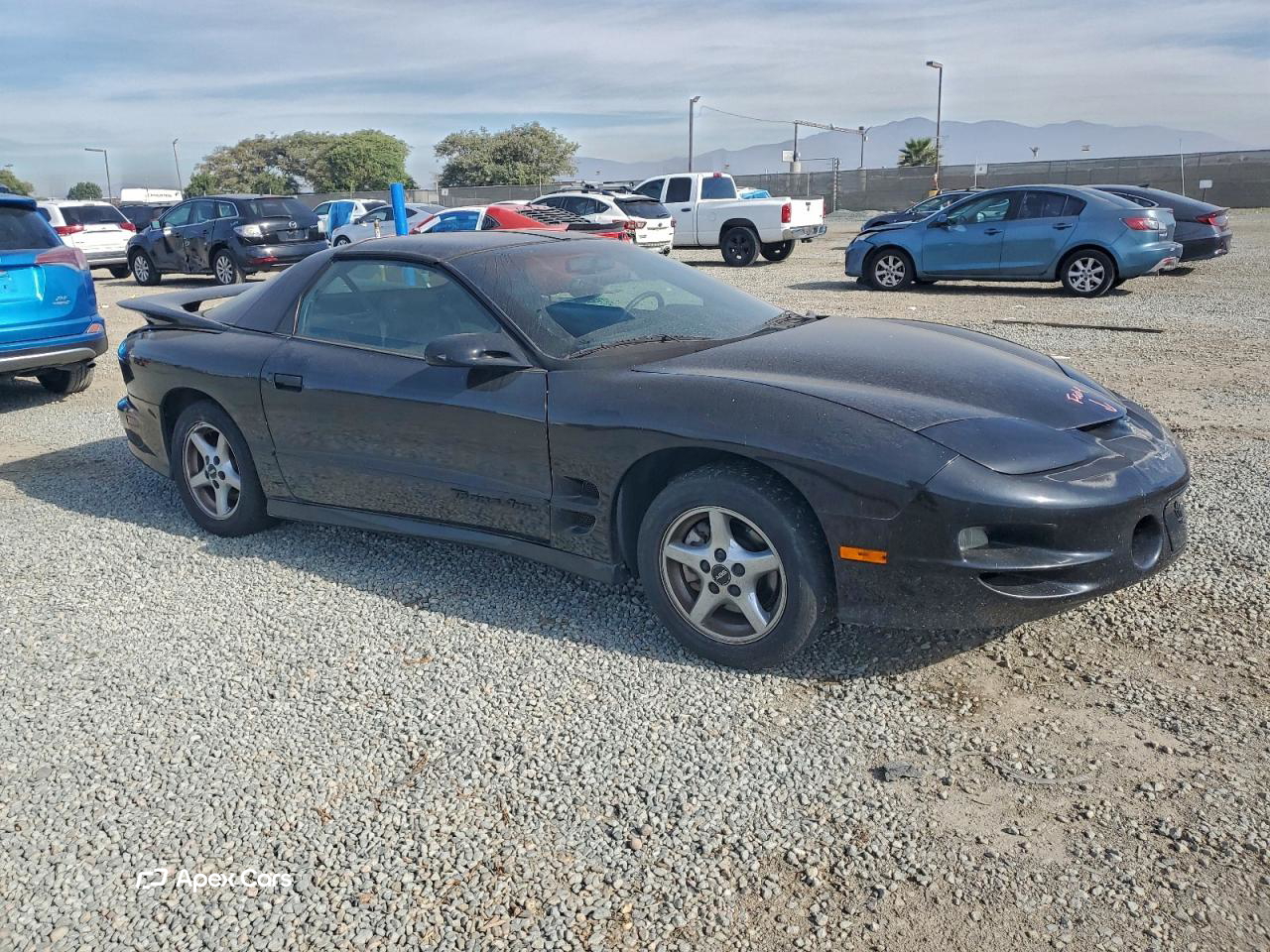 Pontiac Firebird 2000