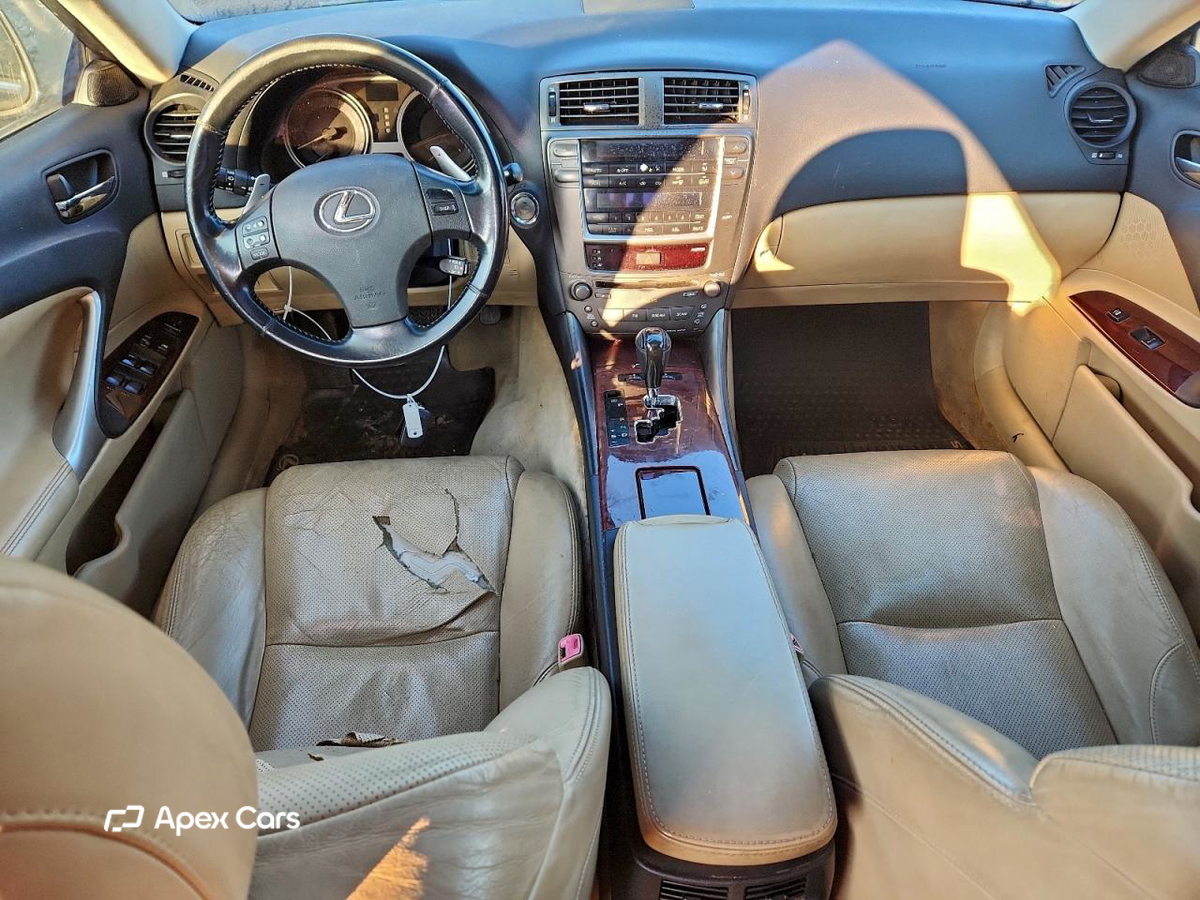 Lexus IS 2006