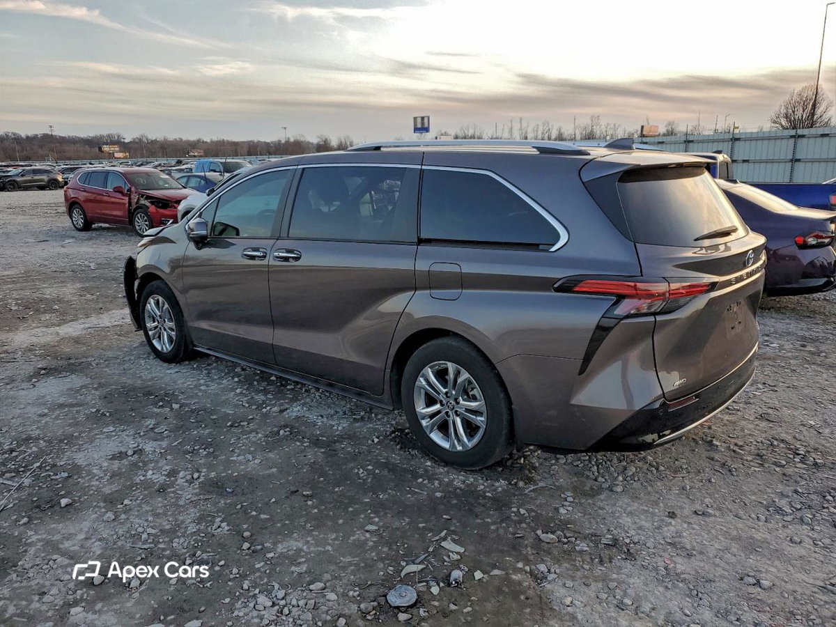 Toyota Sienna 2023