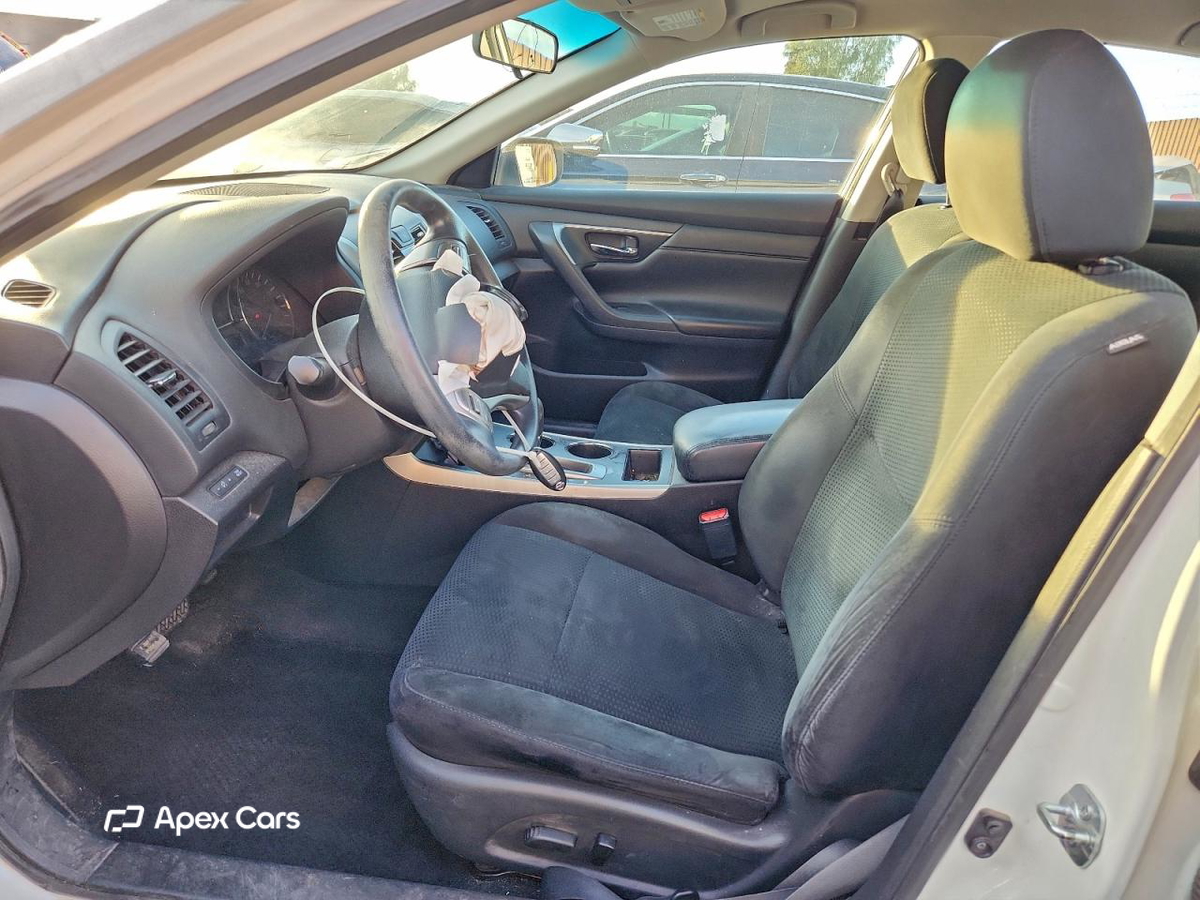 Nissan Altima 2015