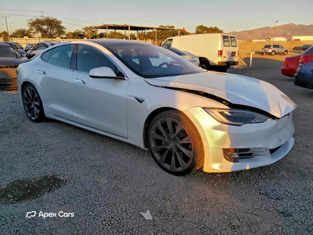 Tesla Model S 2018