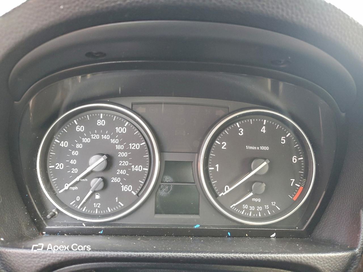 BMW Series 3 2011