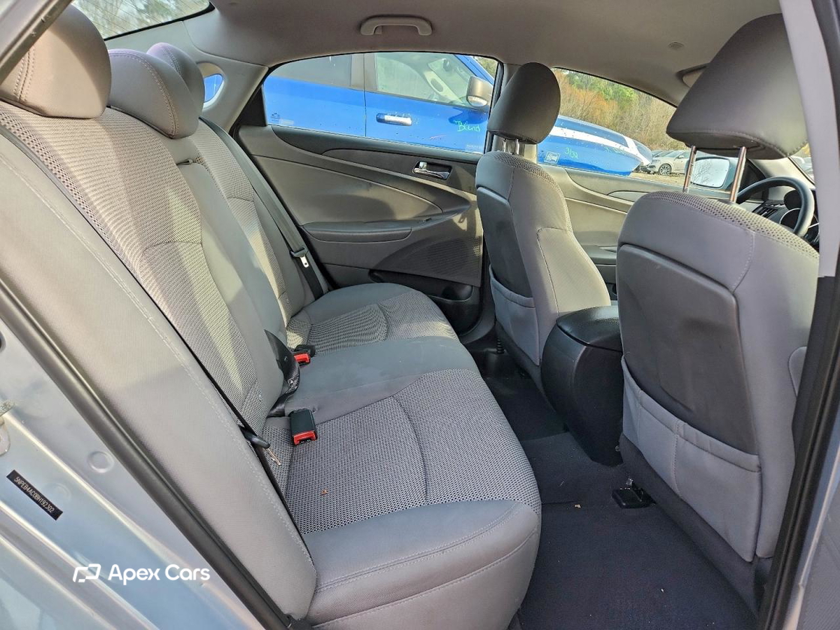 Hyundai Sonata 2011