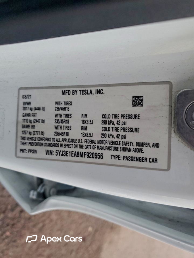 Tesla Model 3 2021