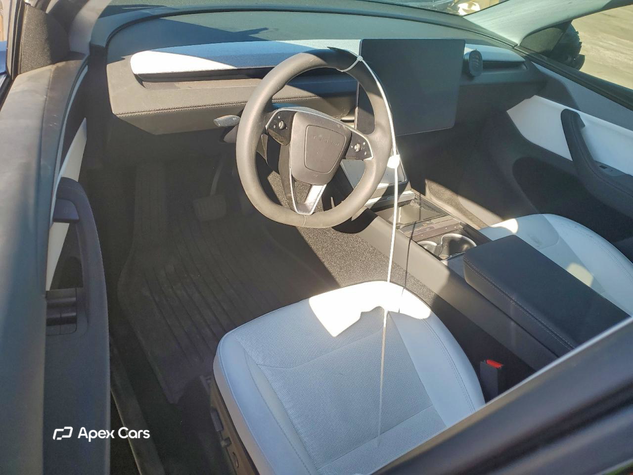 Tesla Model Y 2026