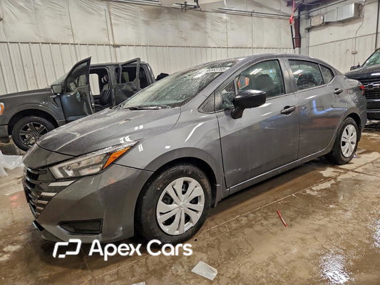 Nissan Versa 2025 - Image 1 of 13