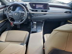 Lexus ES 2020