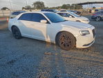 Chrysler 300 2019