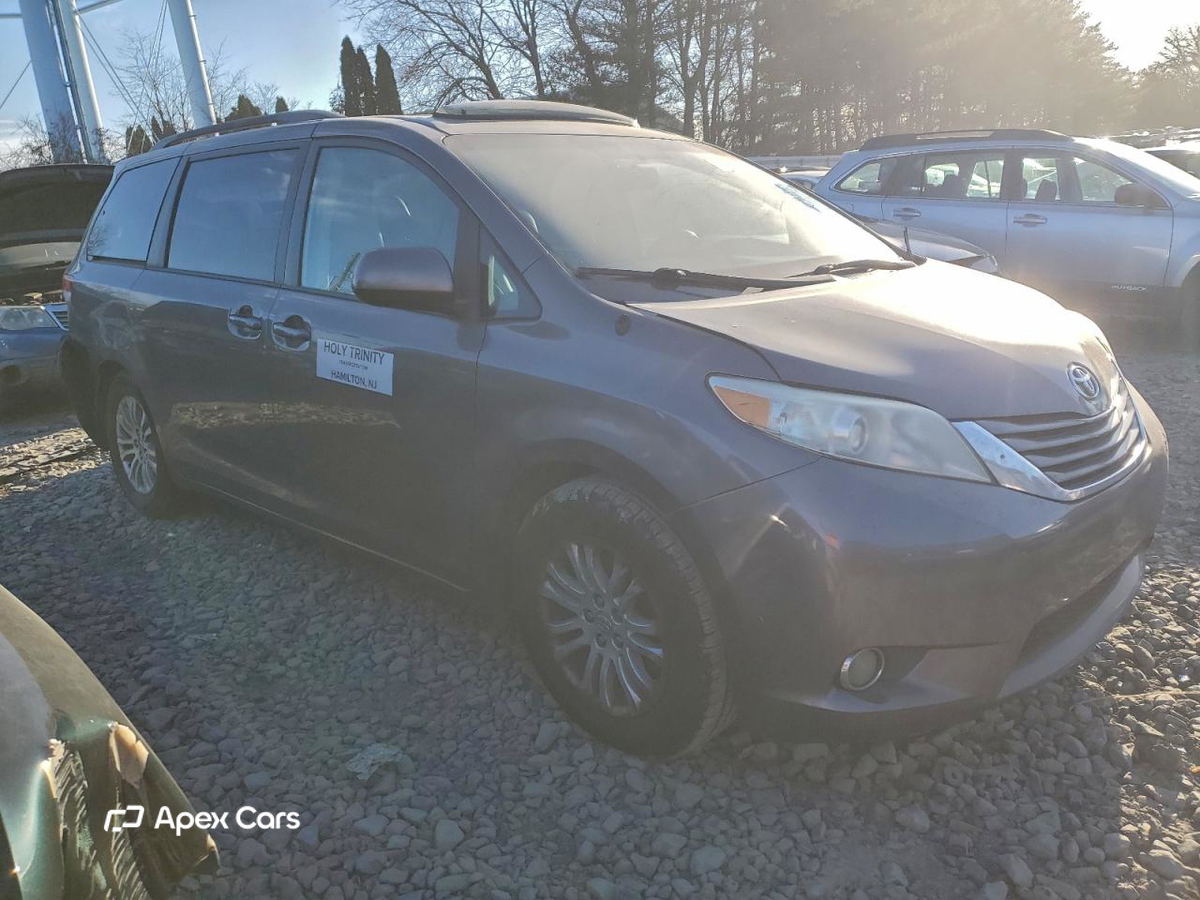 Toyota Sienna 2014