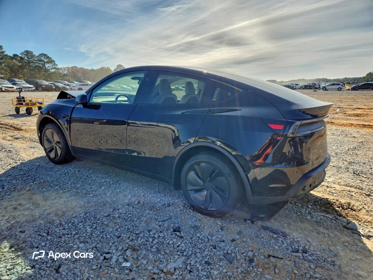 Tesla Model Y 2026