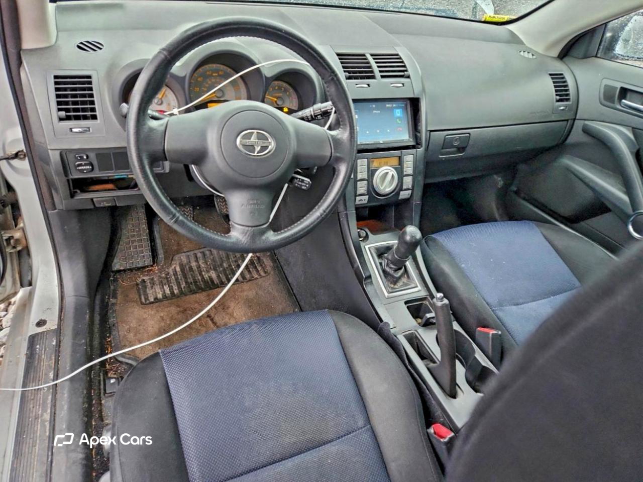Toyota  2005