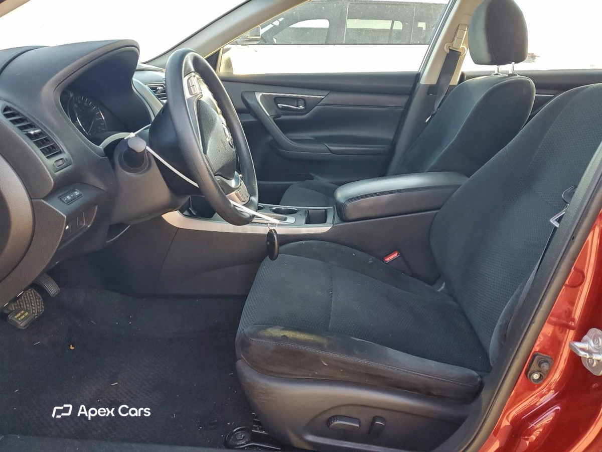 Nissan Altima 2015
