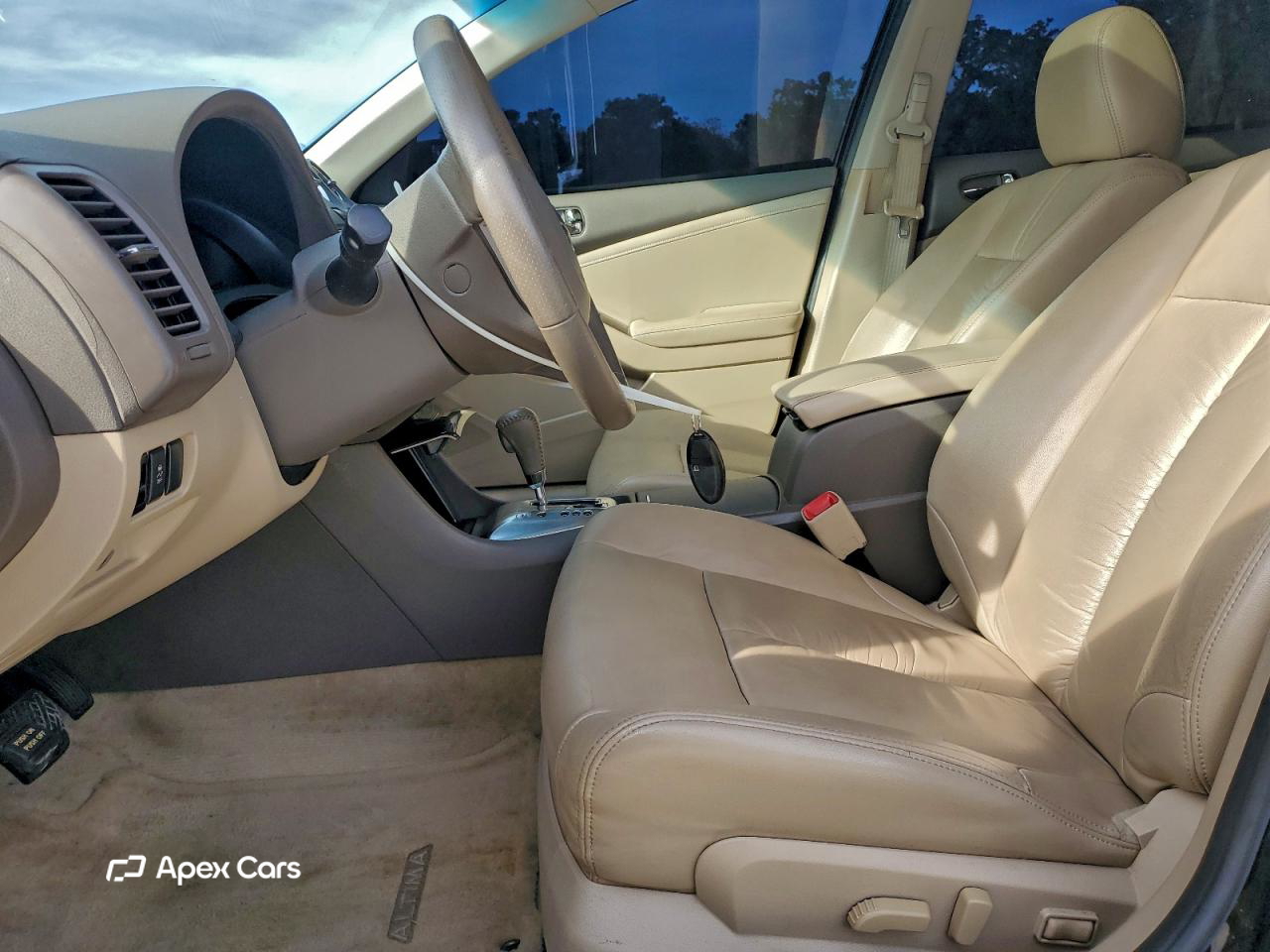 Nissan Altima 2012