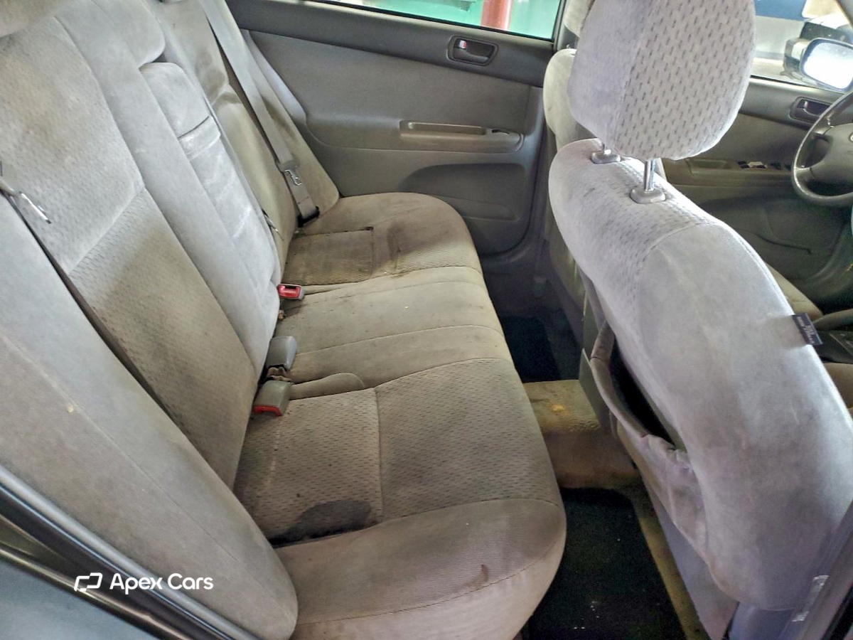 Toyota Camry 2004