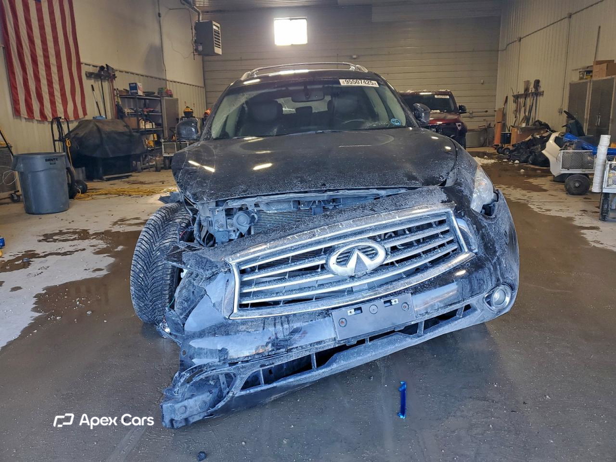 Infiniti FX 2013