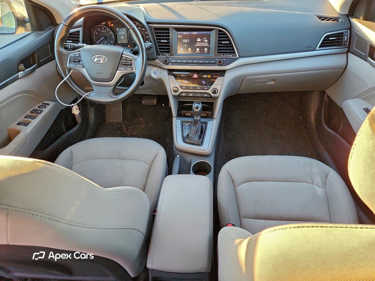 Hyundai Elantra 2017