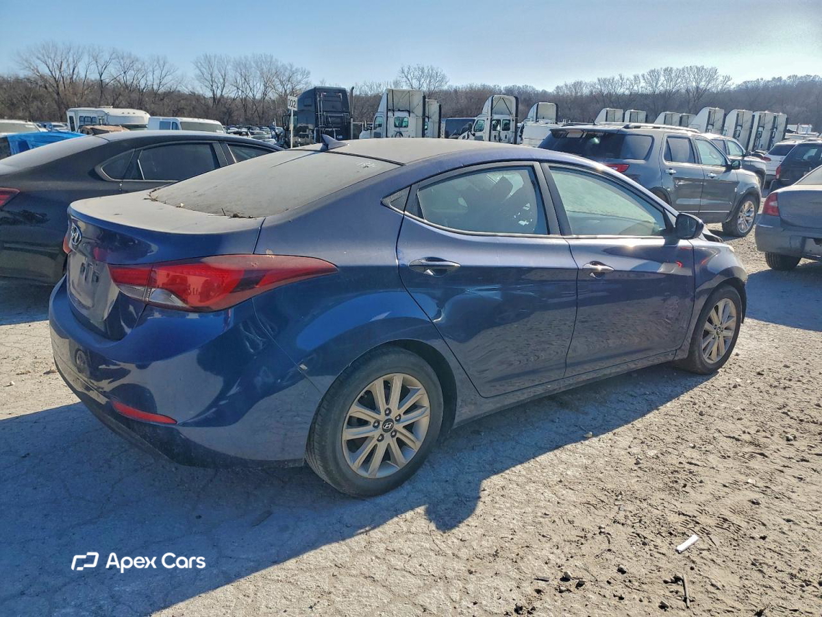 Hyundai Elantra 2015