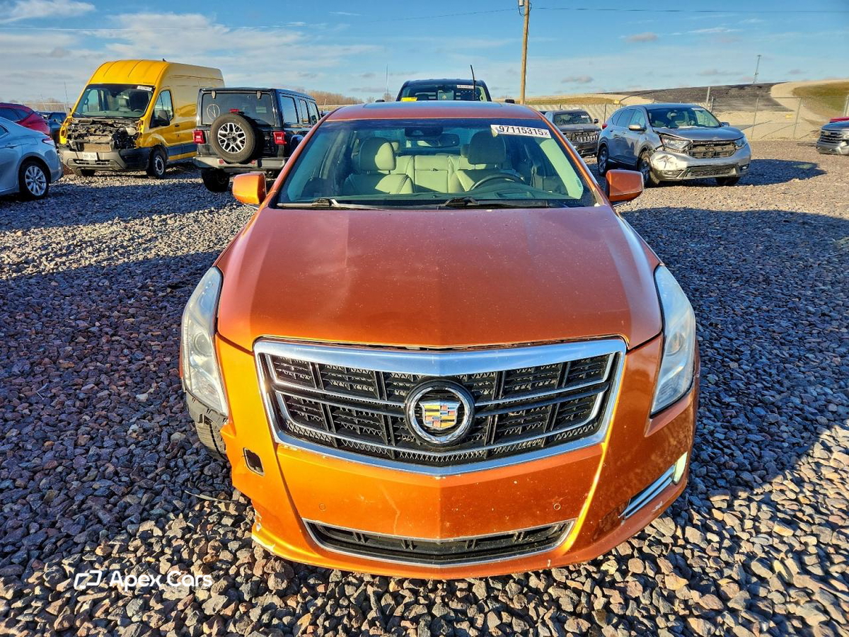 Cadillac XTS 2013