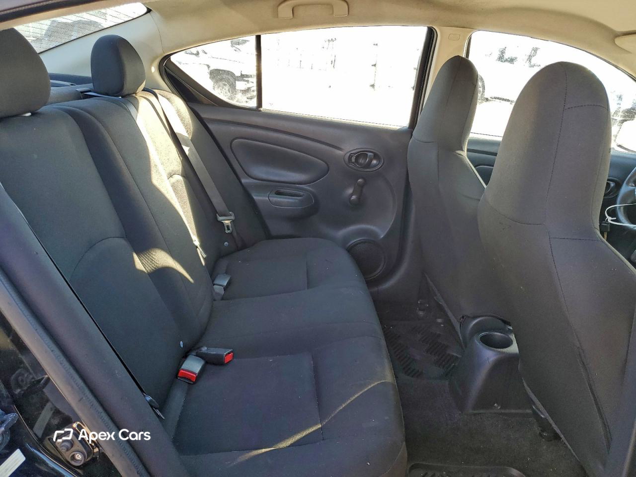 Nissan Versa 2016