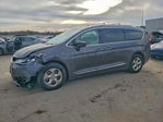 Chrysler Pacifica 2019