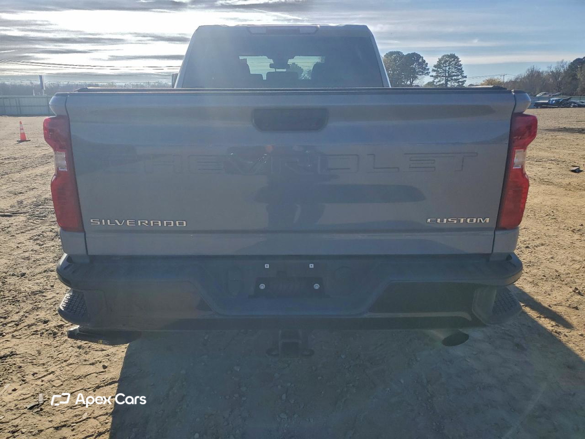 Chevrolet Silverado 2025