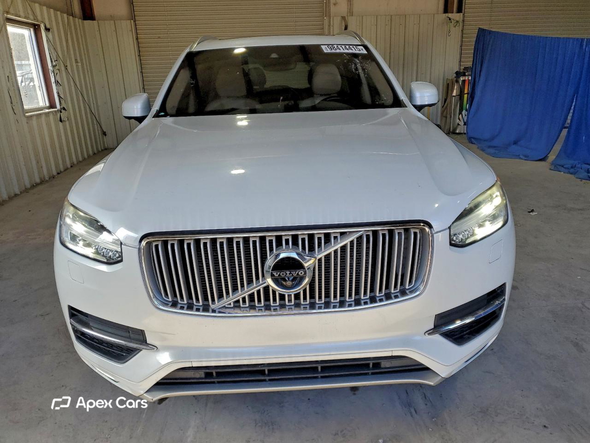 Volvo XC90 2016