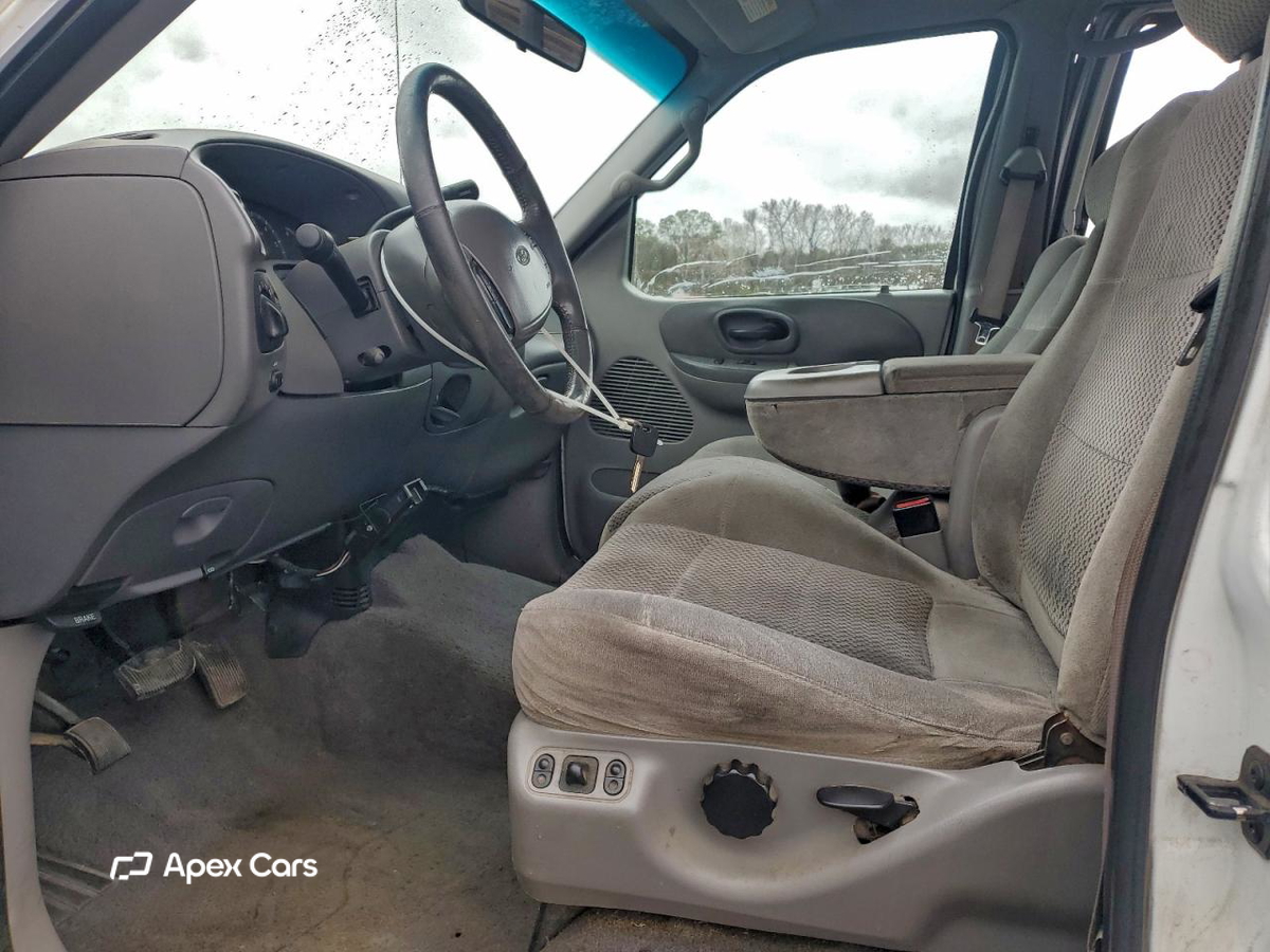 Ford F-150 2001