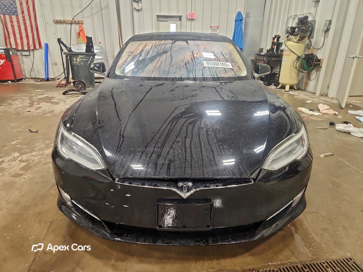 Tesla Model S 2019