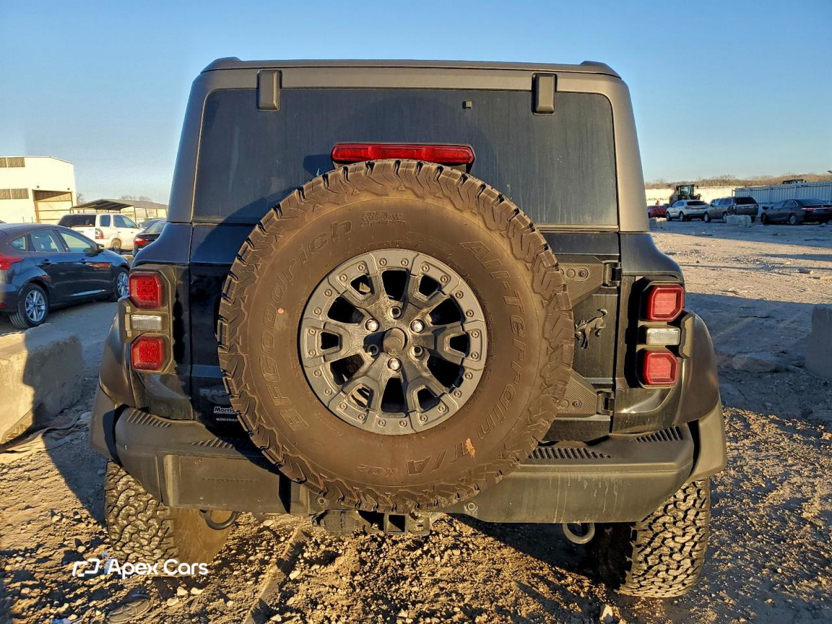 Ford Bronco 2024