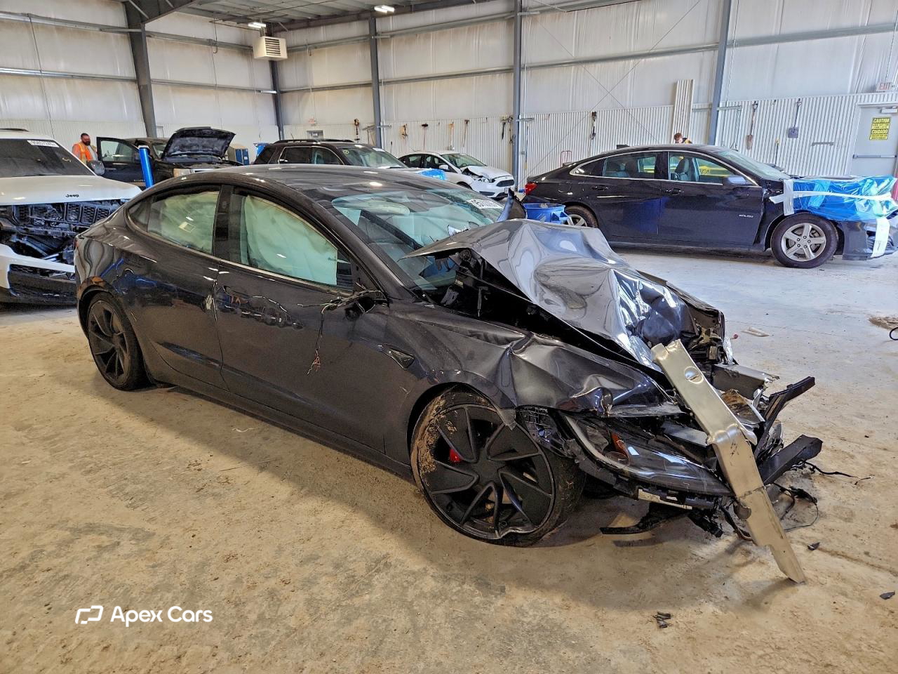 Tesla Model 3 2024