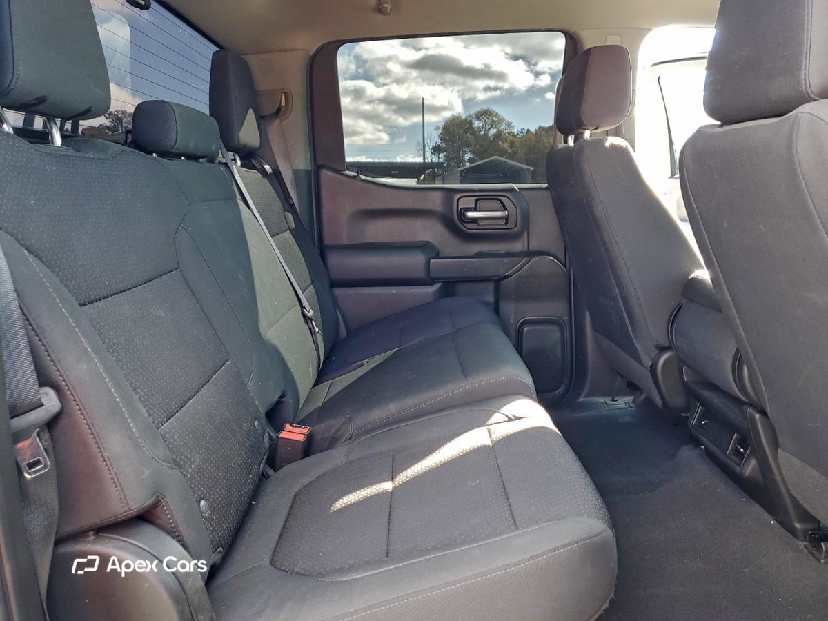 Chevrolet Silverado 2021