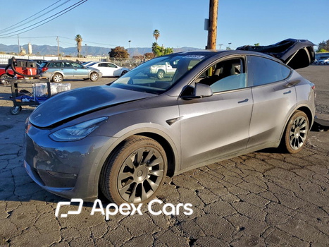 Tesla Model Y 2022 - Zdjęcie 1 z 13