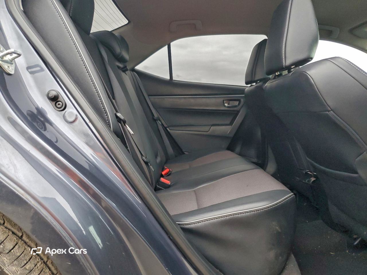 Toyota Corolla 2015