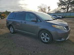 Toyota Sienna 2011