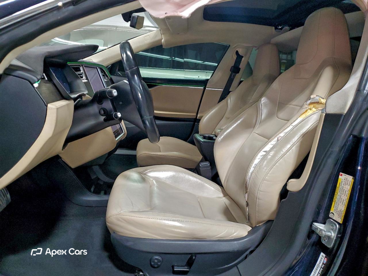 Tesla Model S 2015