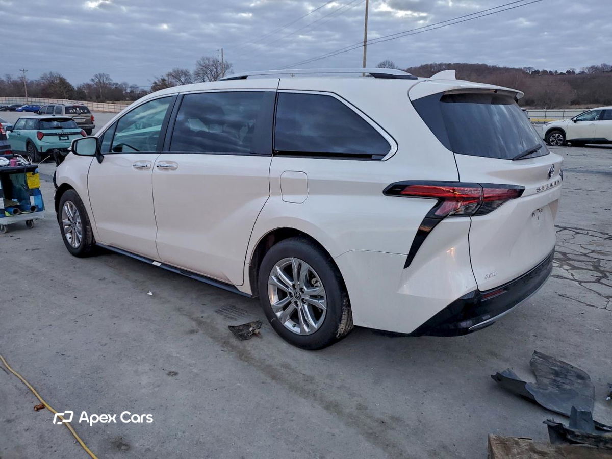 Toyota Sienna 2023