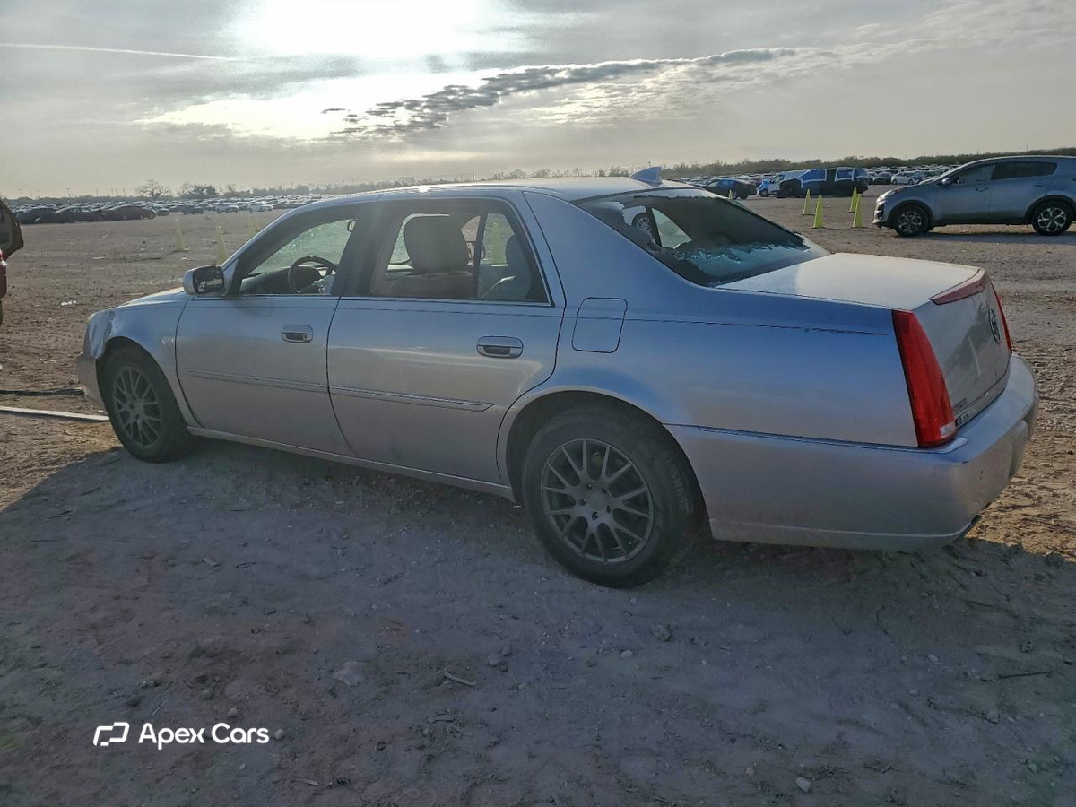 Cadillac DTS 2010