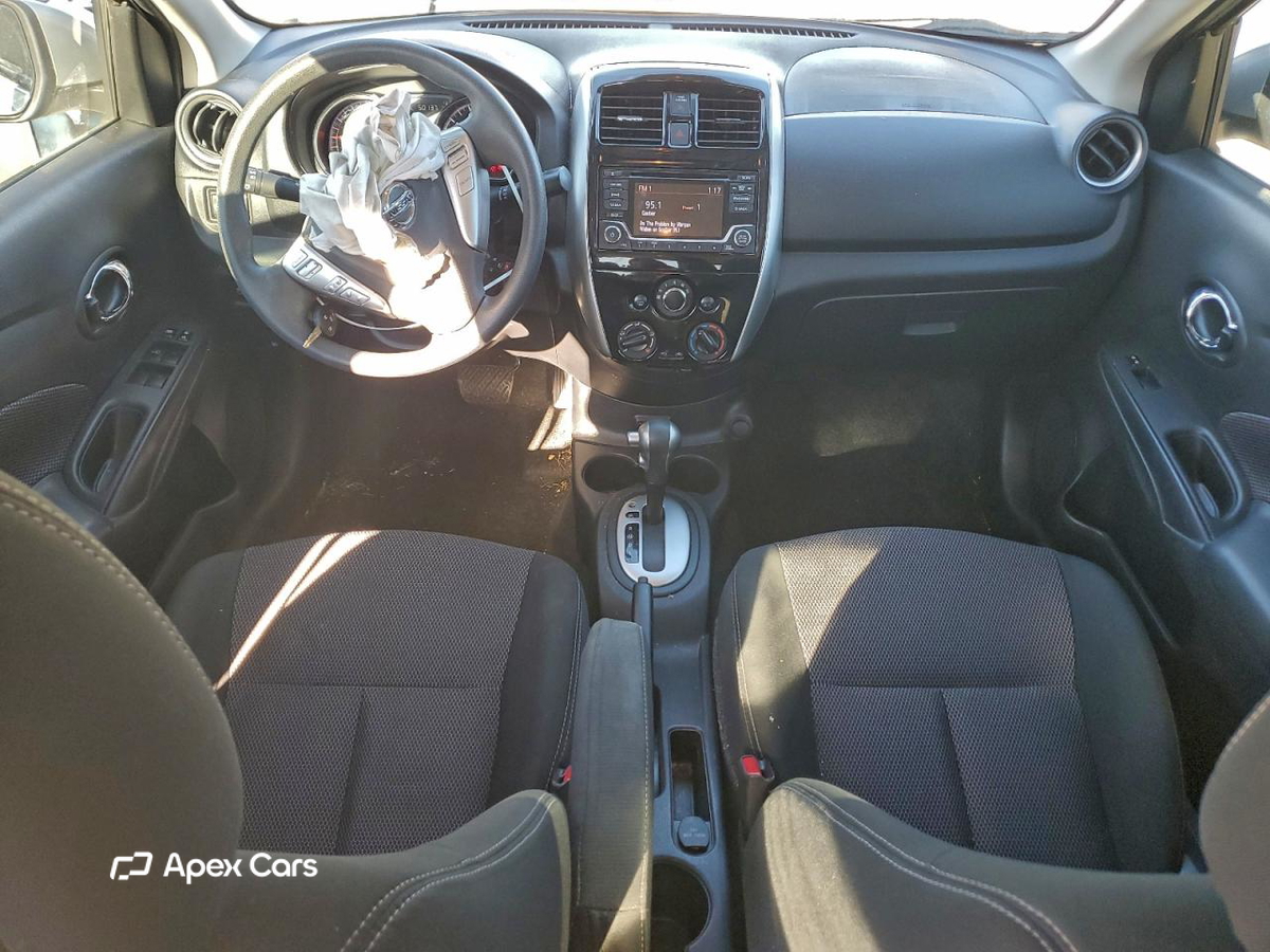 Nissan Versa 2018