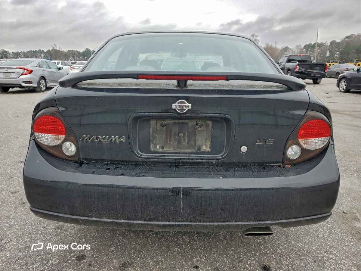 Nissan Maxima 2000