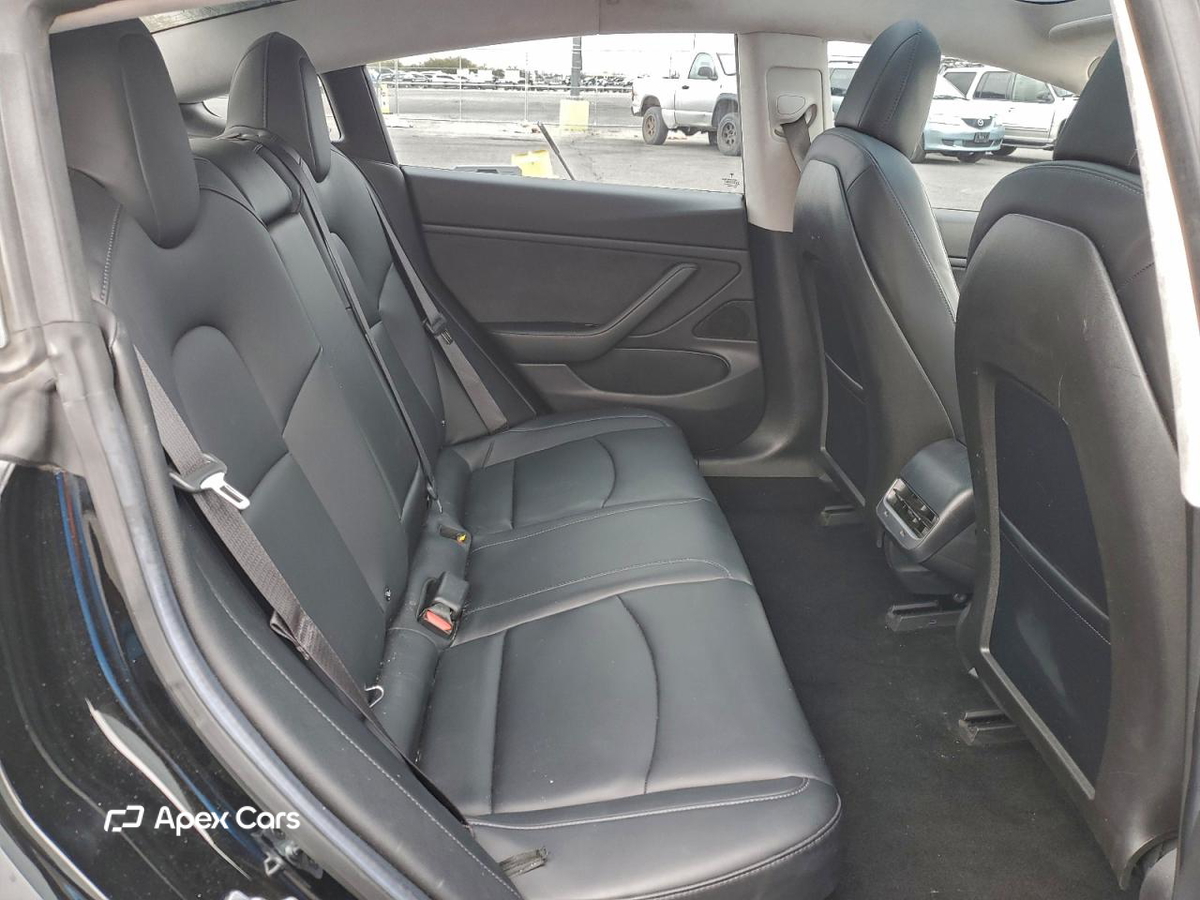 Tesla Model 3 2017